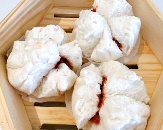 D08. Steamed Honey BBQ Pork Buns 叉烧包